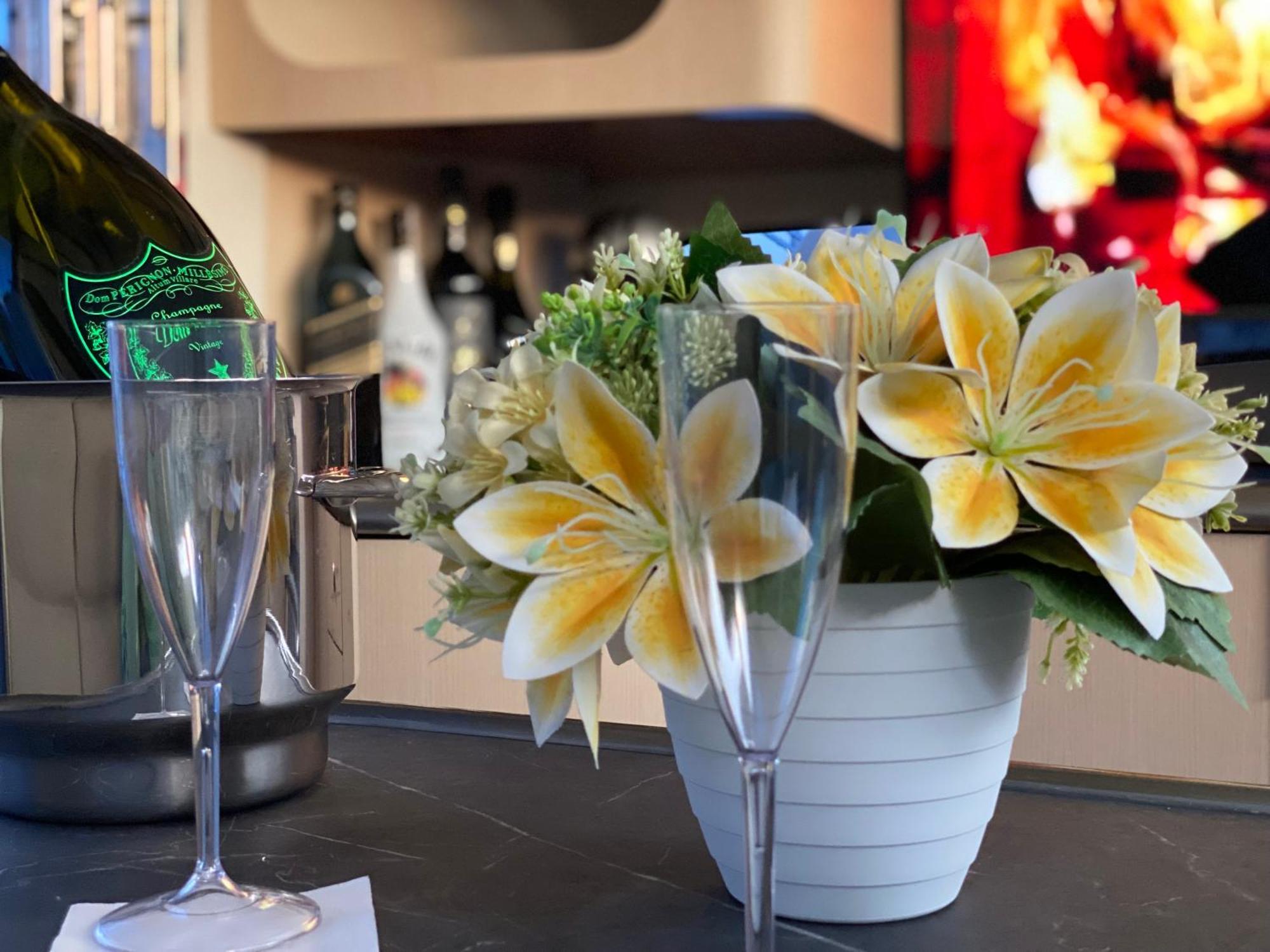 The Valencia Yacht Experience酒店 外观 照片